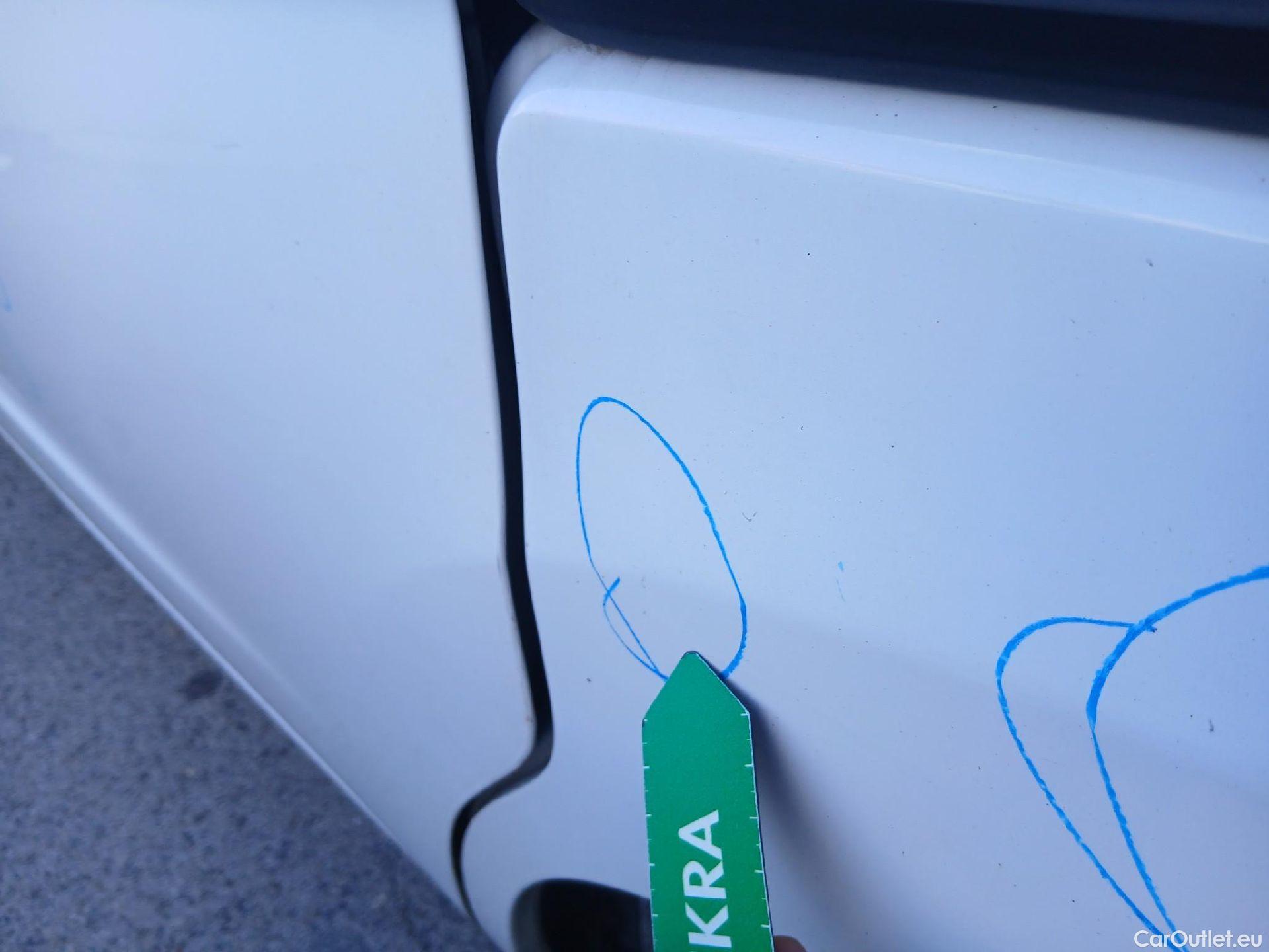  Nissan  NV200 NISSAN  / 2009 / 5P / combi Combi 5 1.5dCi 66kW (90CV) AC COMFORT #14