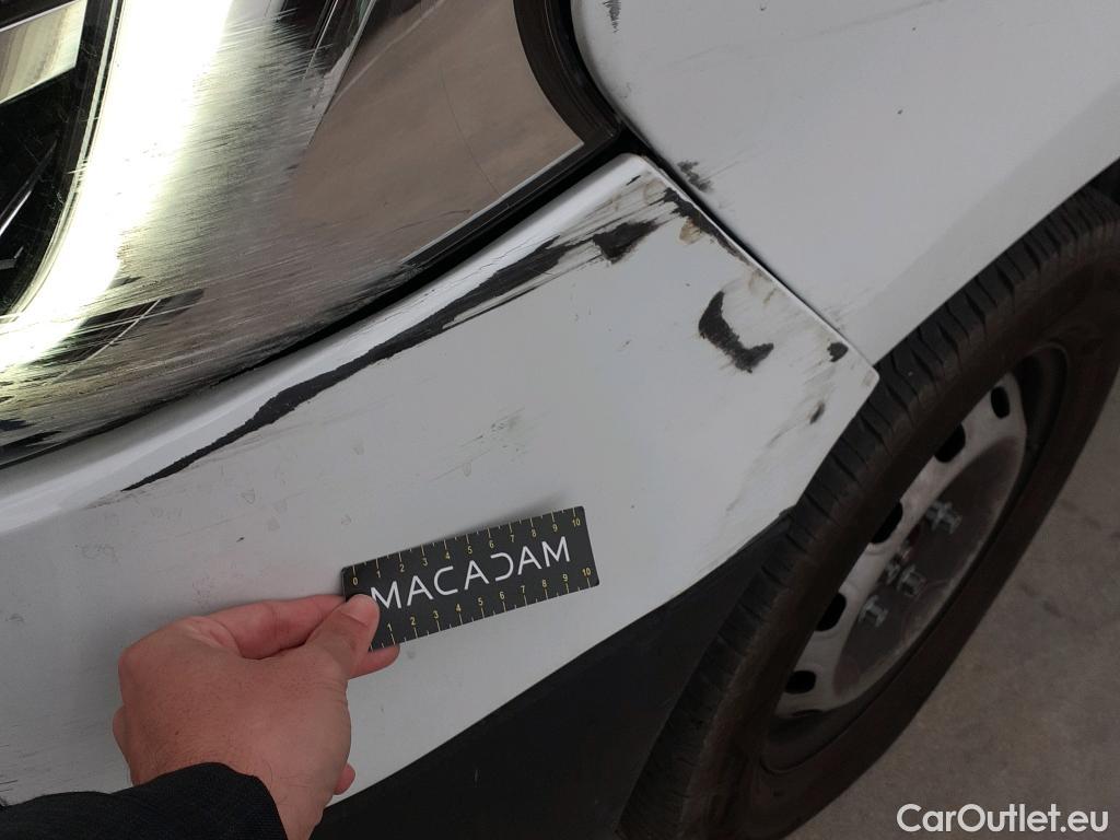  Renault  Trafic RENAULT  / 2019 / 4P / furgón Furgón 27 L1H1 Energy Blue dCi 70 kW- SS #38