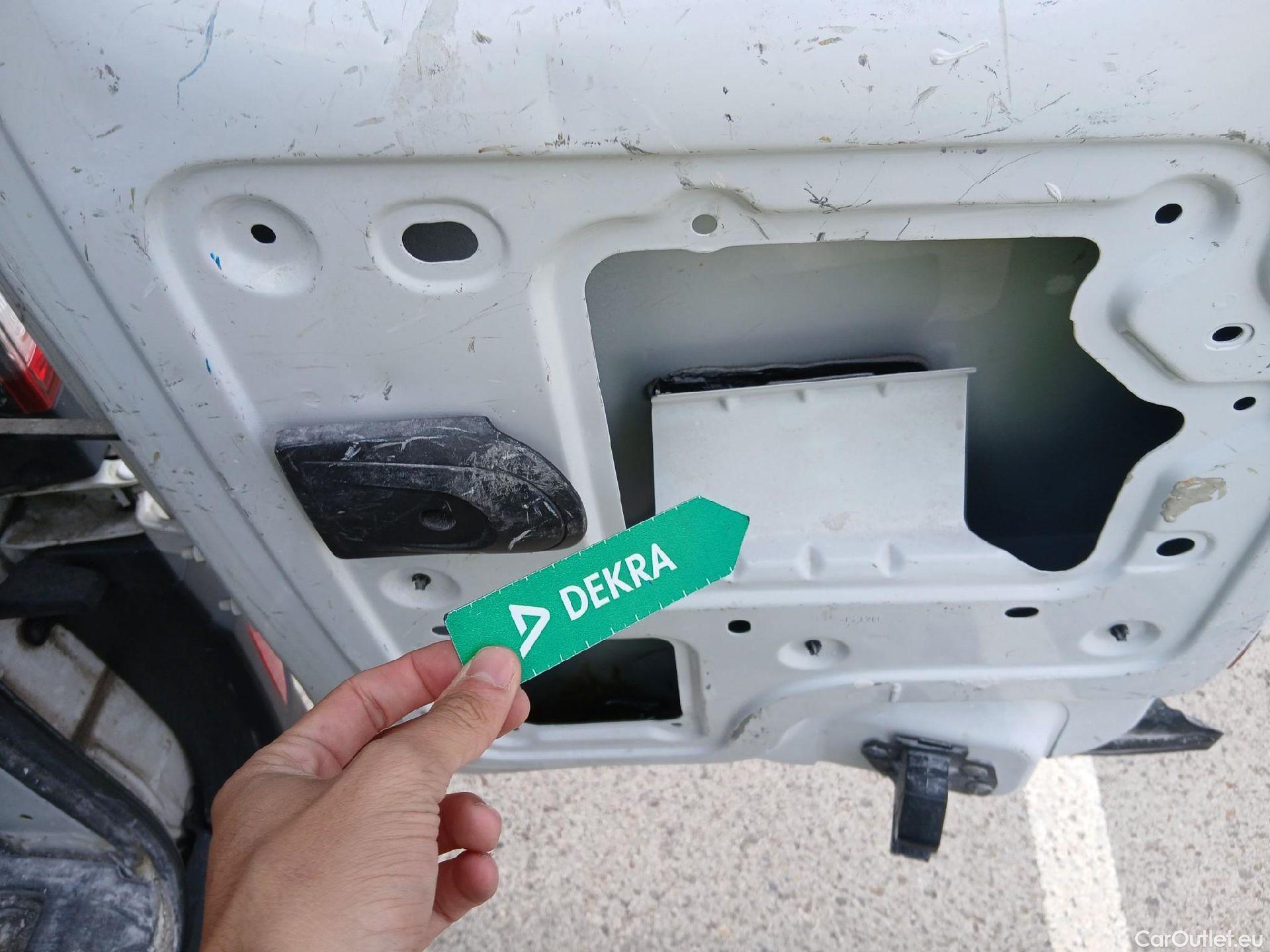  Renault  Kangoo  II Profesional 1.5 dCi 70CV MT5 E4 #36