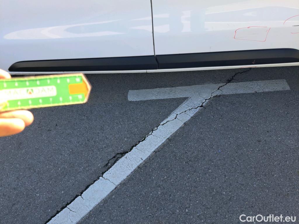  Peugeot  Expert PEUGEOT  / 2016 / 4P / combi Combi BlueHDi 100 S&S Compact #25