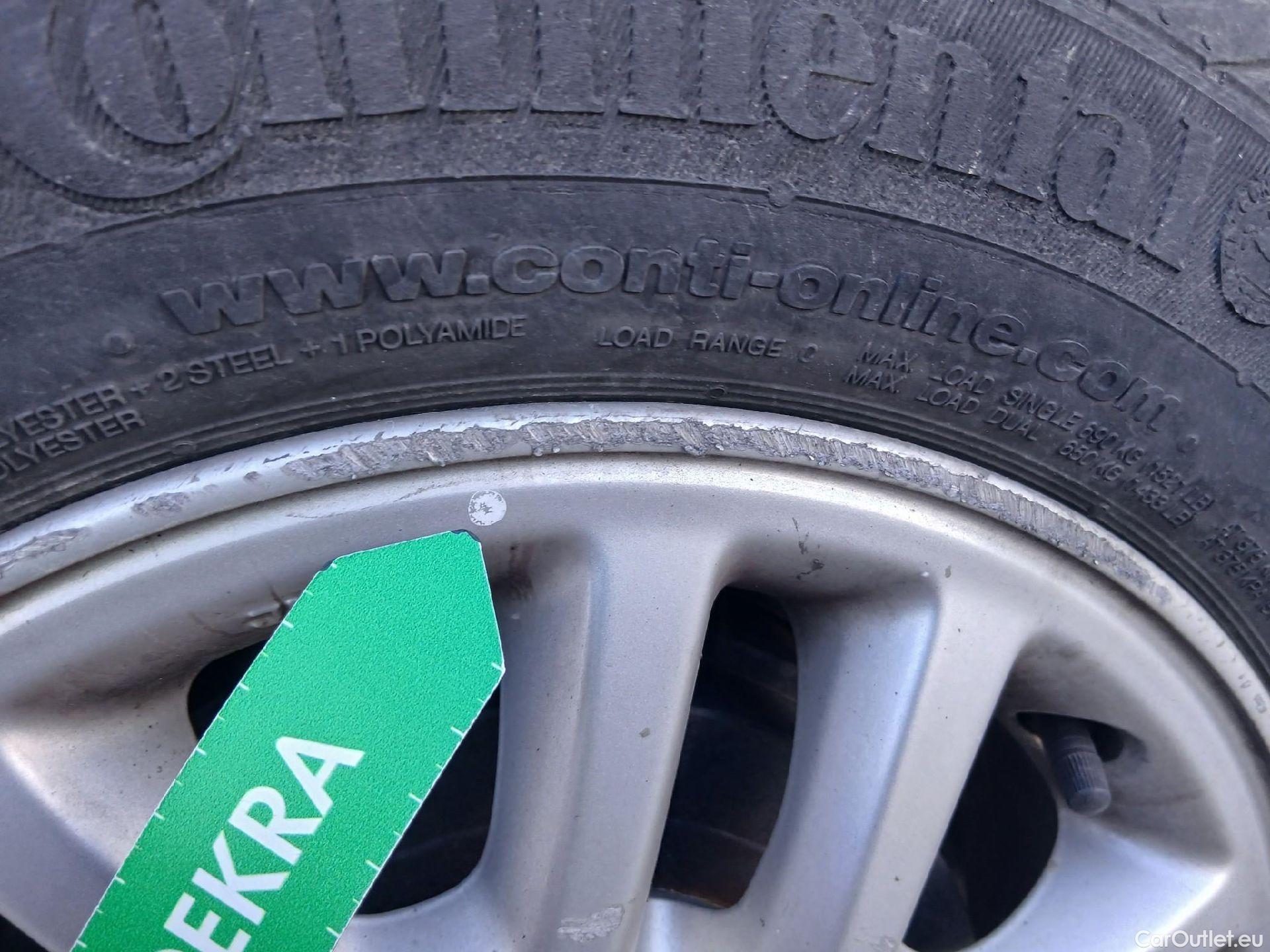  Nissan  NV200 NISSAN  / 2009 / 5P / combi Combi 5 1.5dCi 66kW (90CV) AC COMFORT #41