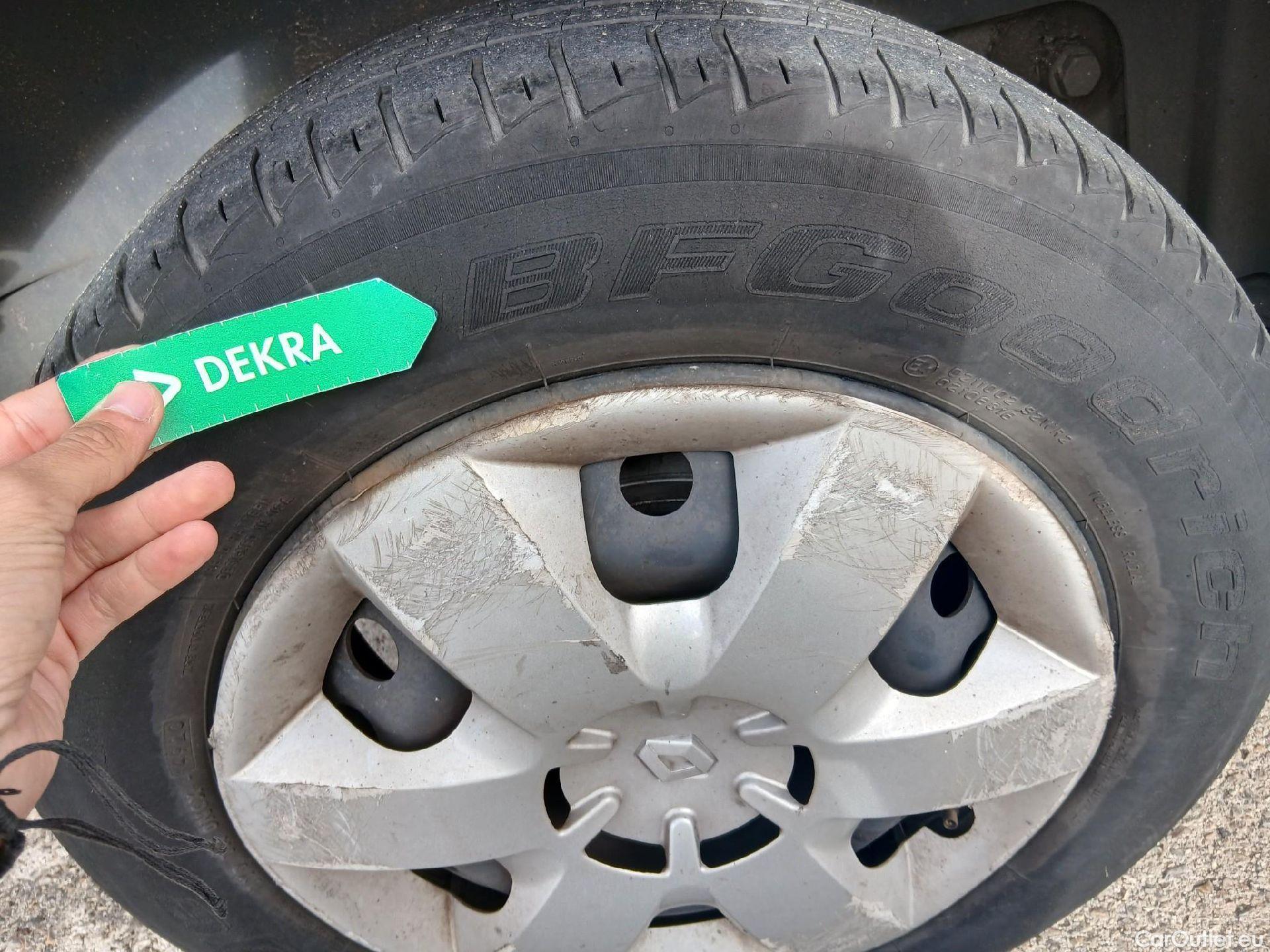  Renault  Kangoo  II Profesional 1.5 dCi 70CV MT5 E4 #2