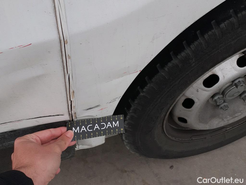  Renault  Trafic RENAULT  / 2019 / 4P / furgón Furgón 27 L1H1 Energy Blue dCi 70 kW- SS #12