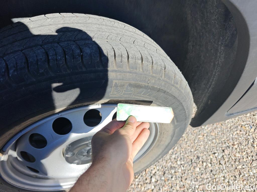  Peugeot  RIFTER PEUGEOT  / 2018 / 5P / combi Active Pack Business Std. BlueHDi 100 #33