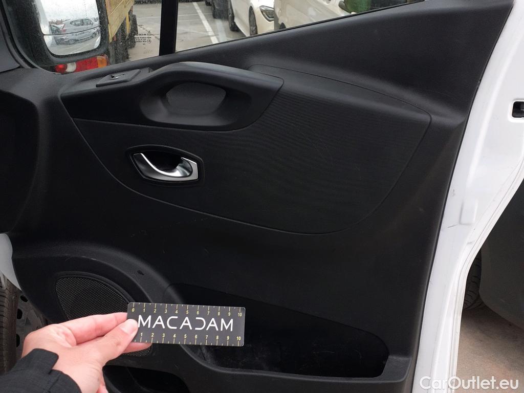  Renault  Trafic RENAULT  / 2019 / 4P / furgón Furgón 27 L1H1 Energy Blue dCi 70 kW- SS #65