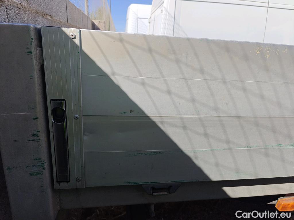  Iveco  Daily IVECO  / 2014 / 2P / chasis cabina 35S 14 3450 ###CAJA ABIERTA Y GRUA TRAS CABINA PALFINGER PK 2900### #18