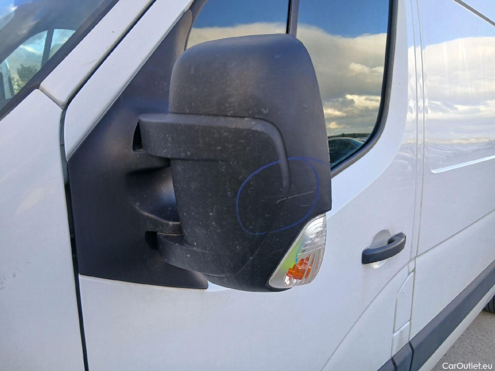  Opel  Movano OPEL  / 2010 / 4P / furgón 2.3 CDTI 96kW (130CV) L2 H2 F 3.5t #30