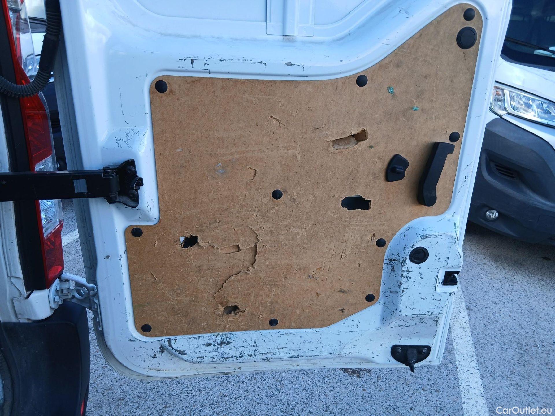  Opel  Movano OPEL  / 2010 / 4P / furgón 2.3 CDTI 96kW (130CV) L2 H2 F 3.5t #12