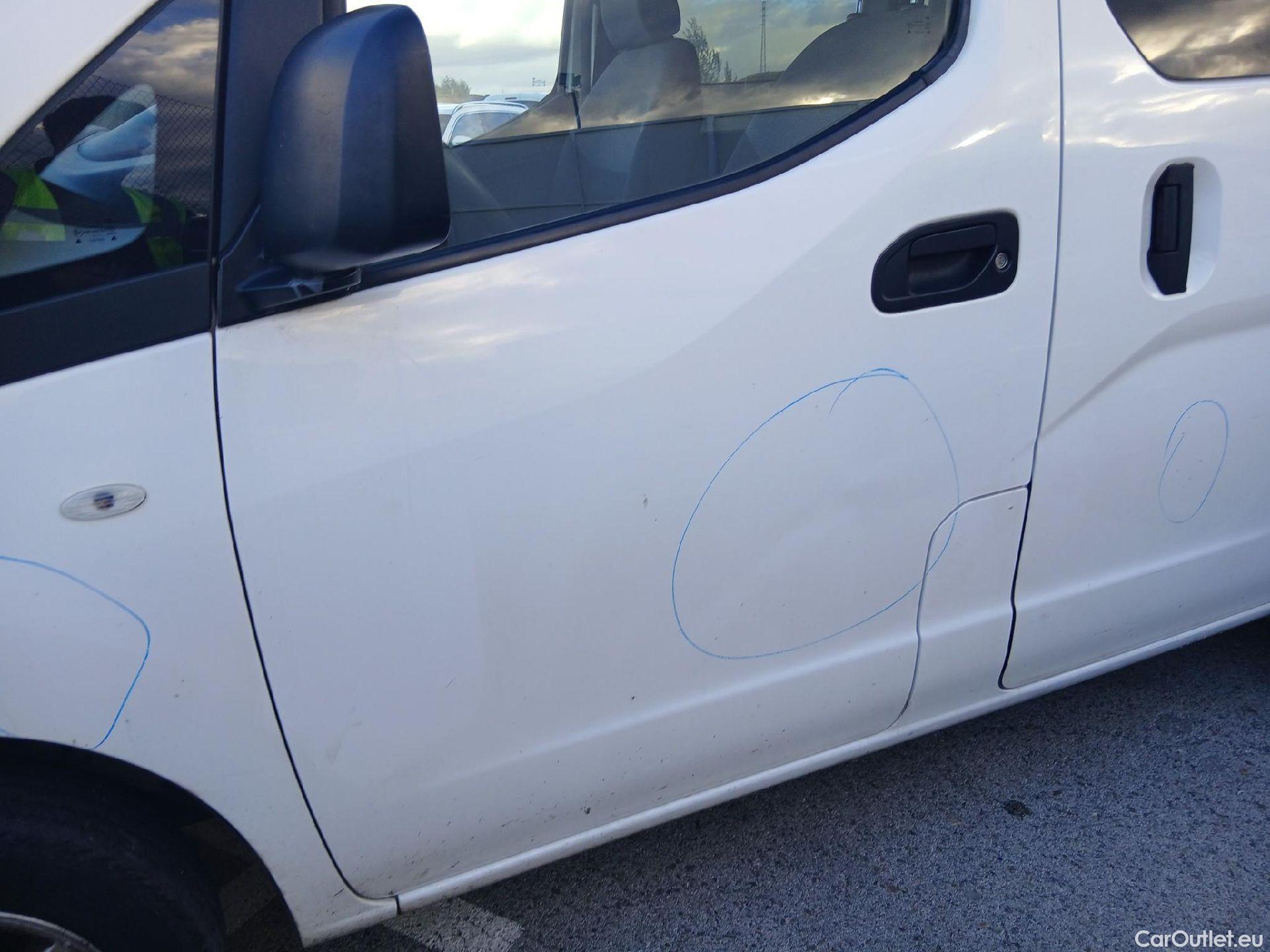  Nissan  NV200 NISSAN  / 2009 / 5P / combi Combi 5 1.5dCi 66kW (90CV) AC COMFORT #10