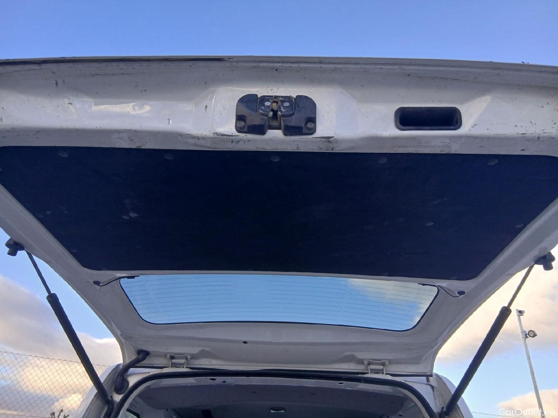  Nissan  NV200 NISSAN  / 2009 / 5P / combi Combi 5 1.5dCi 66kW (90CV) AC COMFORT #45