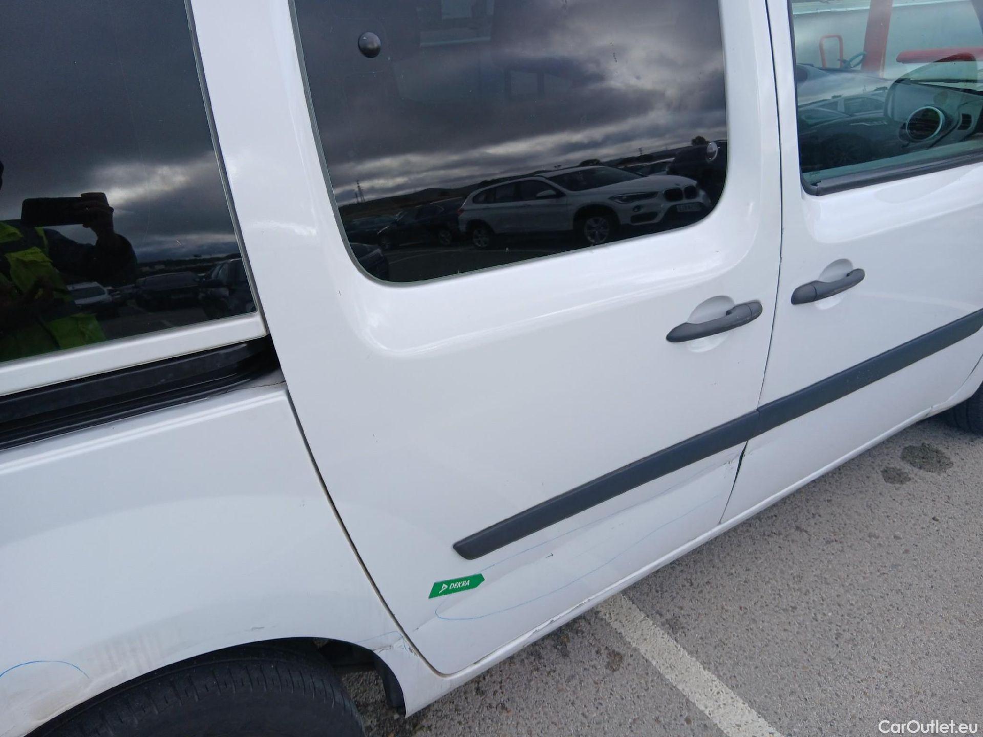  Renault  Kangoo  II Profesional 1.5 dCi 70CV MT5 E4 #40