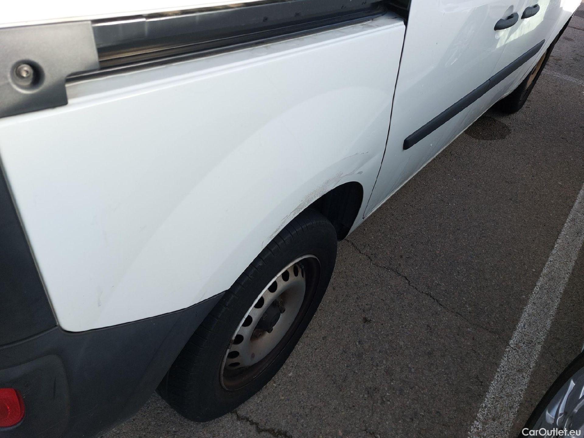  Renault  Kangoo RENAULT  Furgón/2013/3P/furgón derivado de turismo Profesional Blue dCi 70kW (95CV) #17