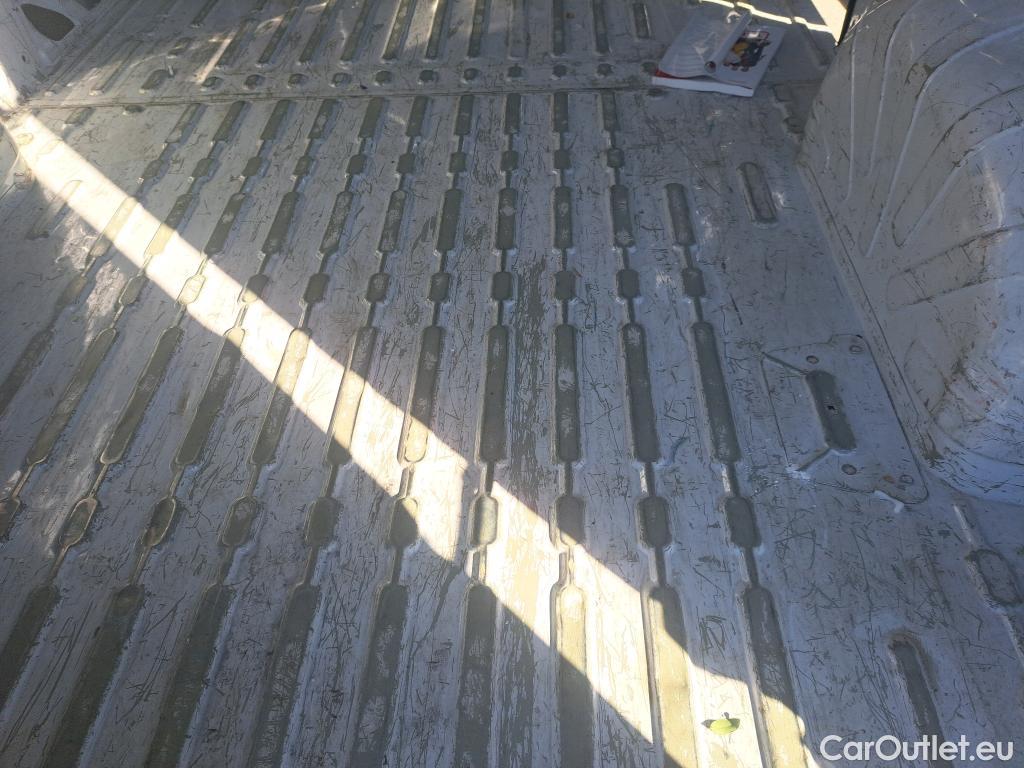  Opel  Movano  C HKa L2H2 3 5t Edition (verstärkt) 140CV MT6 E6d  #6