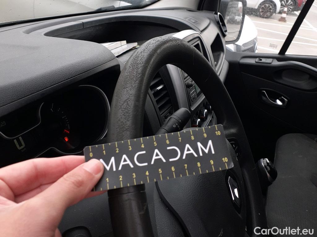  Renault  Trafic RENAULT  / 2019 / 4P / furgón Furgón 27 L1H1 Energy Blue dCi 70 kW- SS #22