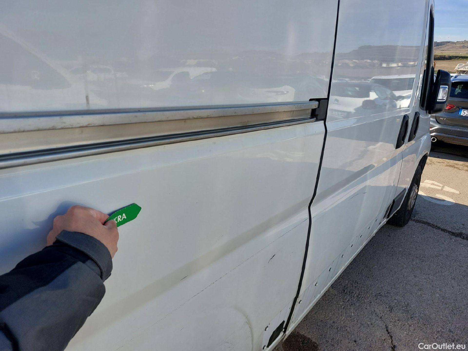  Opel  Movano OPEL  / 2021 / 4P / Furgón Base L2H2 3.5T 2.2 BHDi 88kW #32