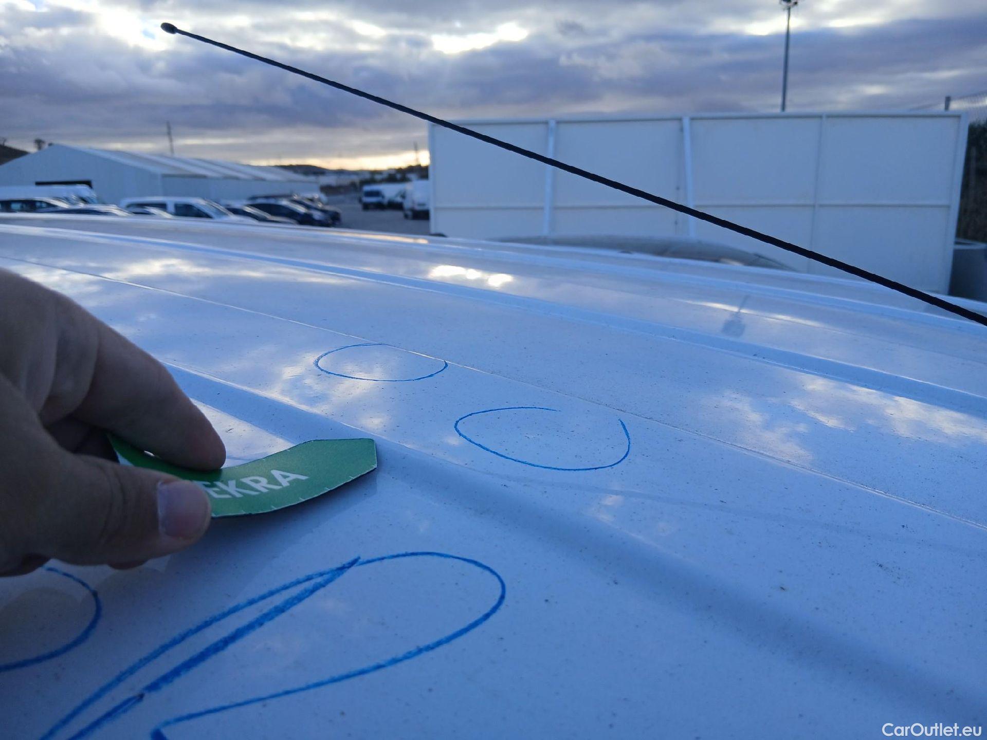  Nissan  NV200 NISSAN  / 2009 / 5P / combi Combi 5 1.5dCi 66kW (90CV) AC COMFORT #28