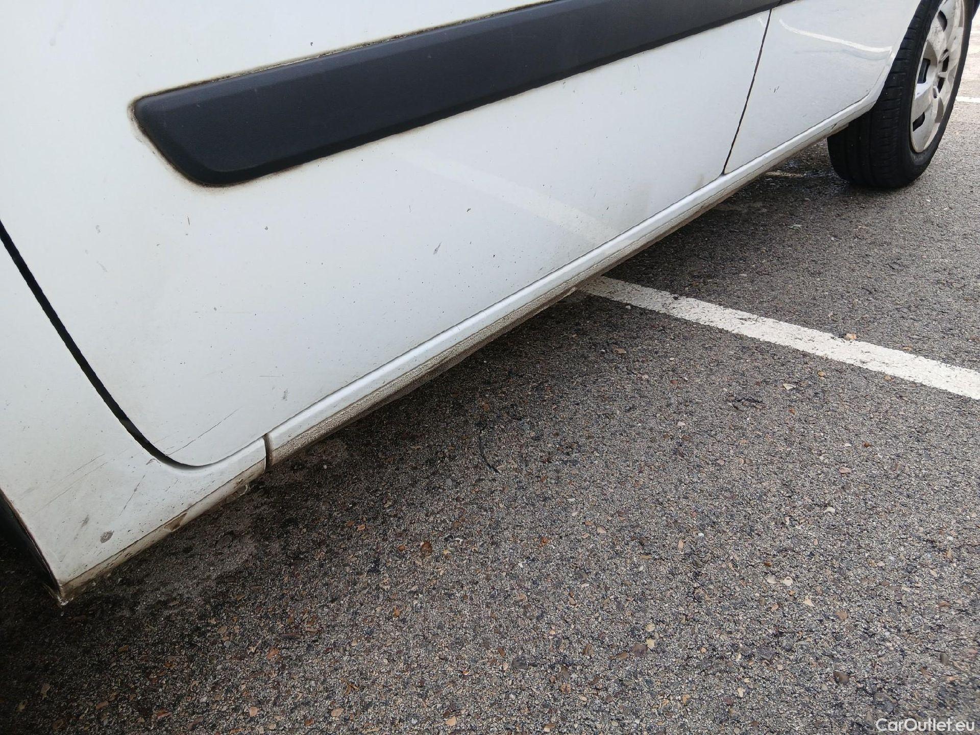  Renault  Kangoo  II Profesional 1.5 dCi 70CV MT5 E4 #9