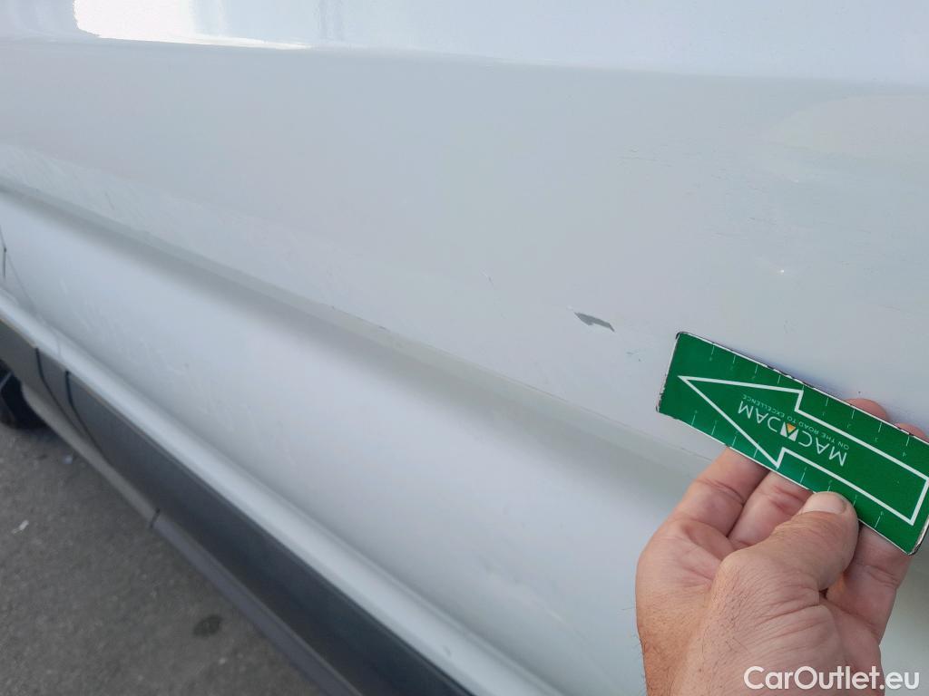  Ford  Transit FORD  / 2013 / 4P / furgón 350 96kW L2H2 Van Trend FWD MHEV #19