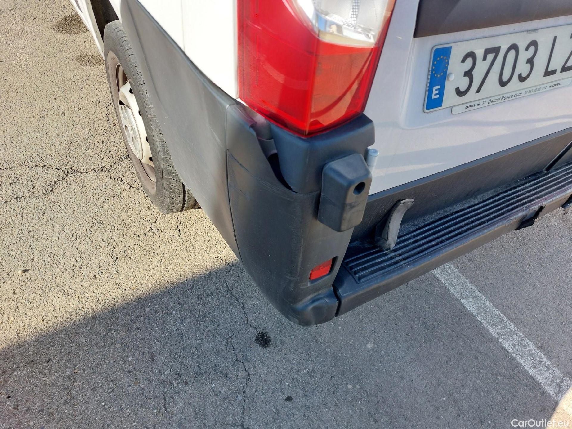  Opel  Movano OPEL  / 2021 / 4P / Furgón Base L2H2 3.5T 2.2 BHDi 88kW #23