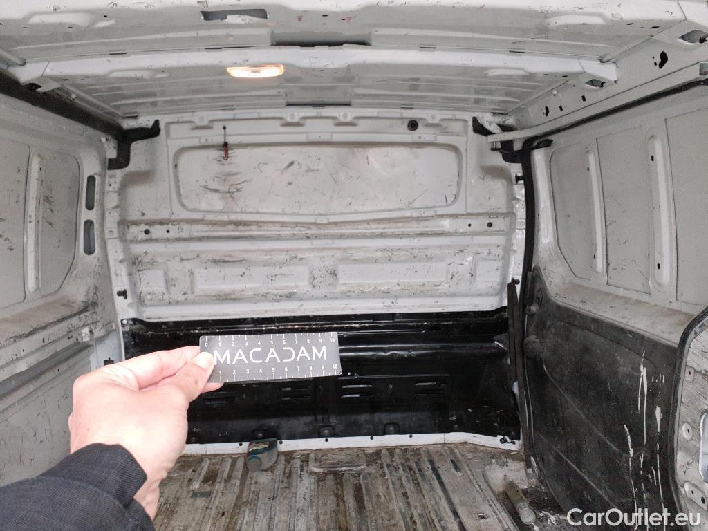  Renault  Trafic RENAULT  / 2019 / 4P / furgón Furgón 27 L1H1 Energy Blue dCi 70 kW- SS #3