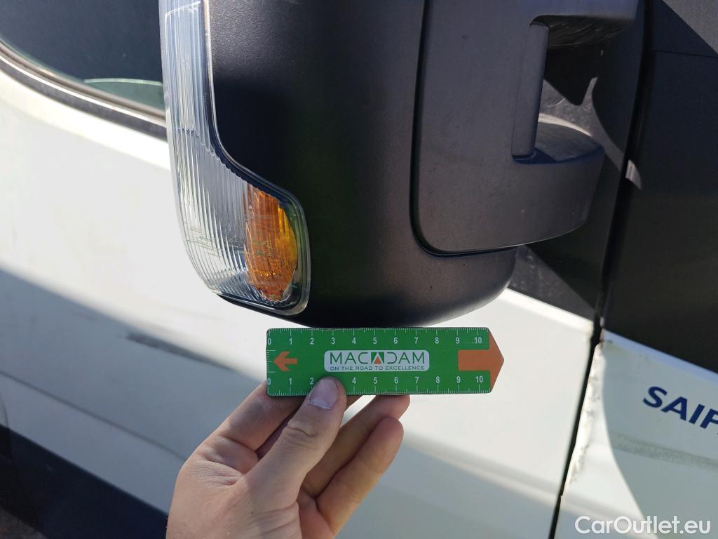  Iveco  Daily IVECO  / 2014 / 2P / chasis cabina 35S 14 3450 ###CAJA ABIERTA Y GRUA TRAS CABINA PALFINGER PK 2900### #51