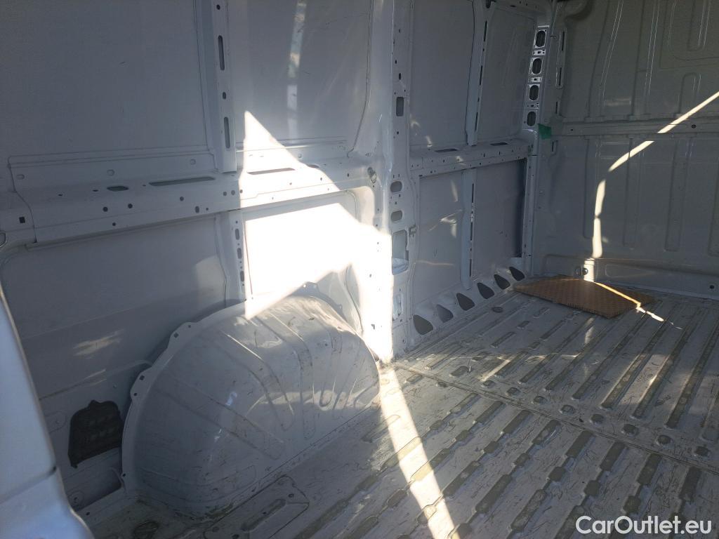  Opel  Movano  C HKa L2H2 3 5t Edition (verstärkt) 140CV MT6 E6d  #5