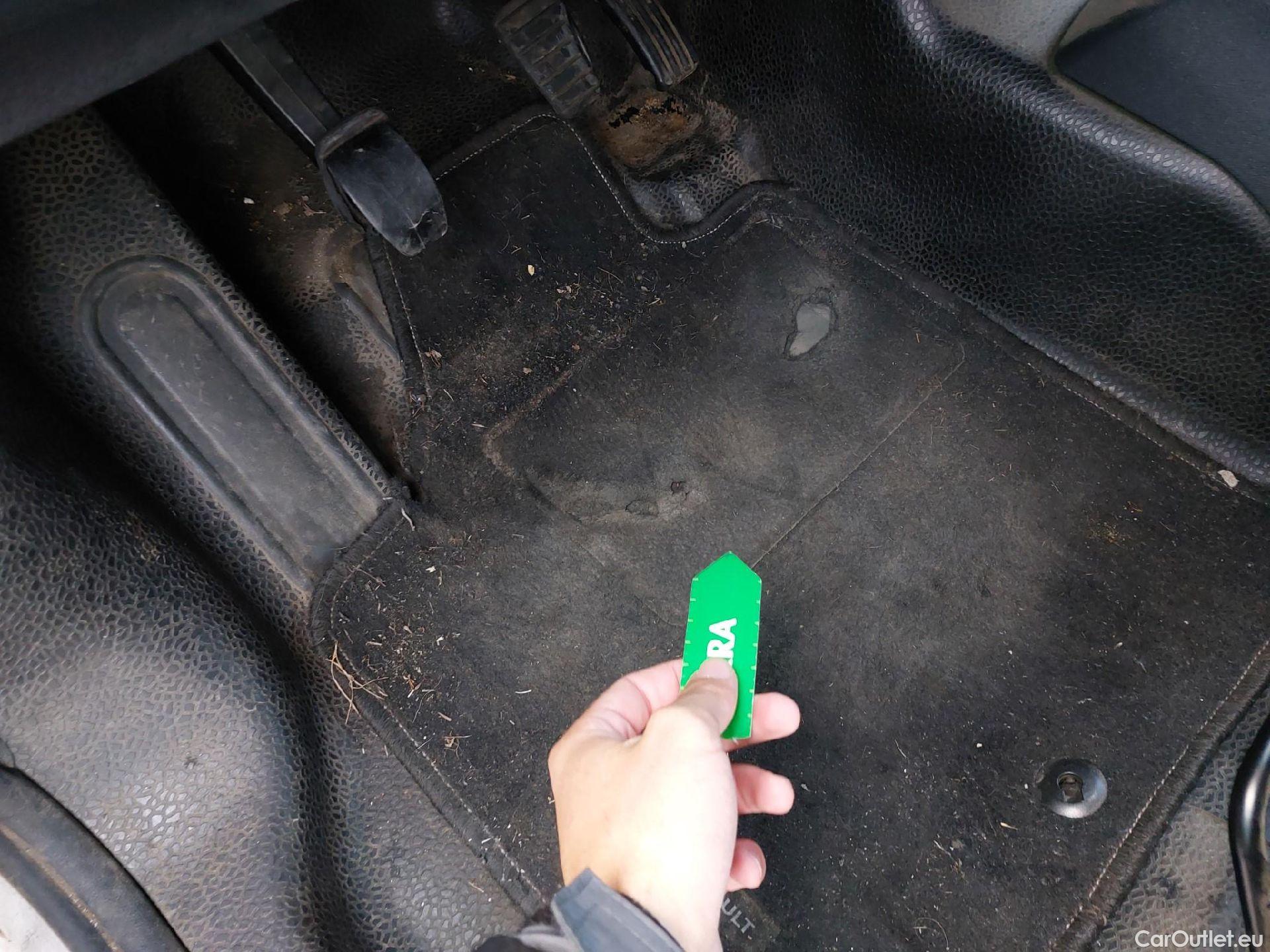  Renault  Kangoo RENAULT  Furgón/2013/3P/furgón derivado de turismo Profesional Blue dCi 70kW (95CV) #30