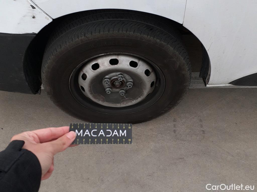  Renault  Trafic RENAULT  / 2019 / 4P / furgón Furgón 27 L1H1 Energy Blue dCi 70 kW- SS #71