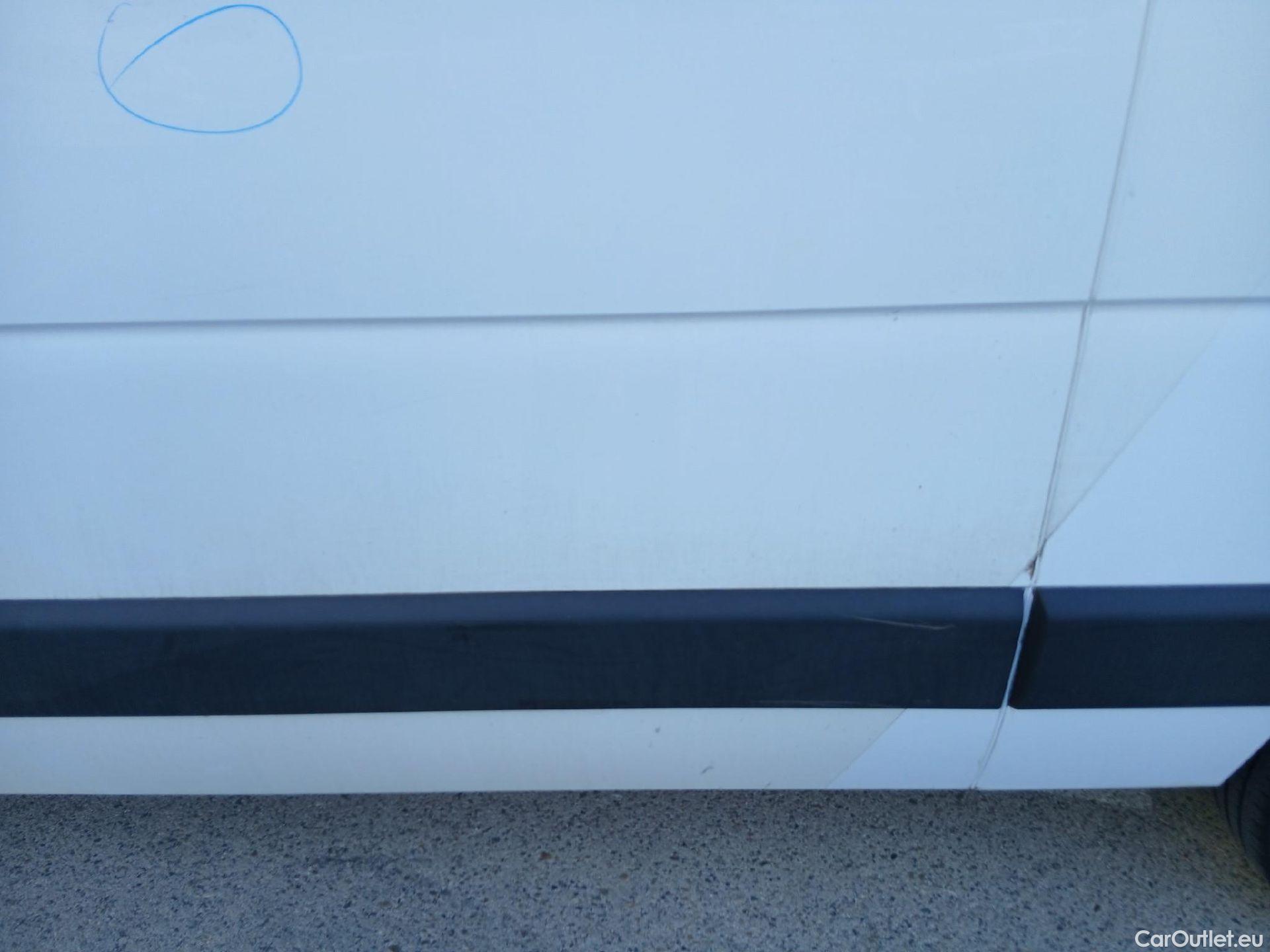  Opel  Movano OPEL  / 2010 / 4P / furgón 2.3 CDTI 96kW (130CV) L2 H2 F 3.5t #38