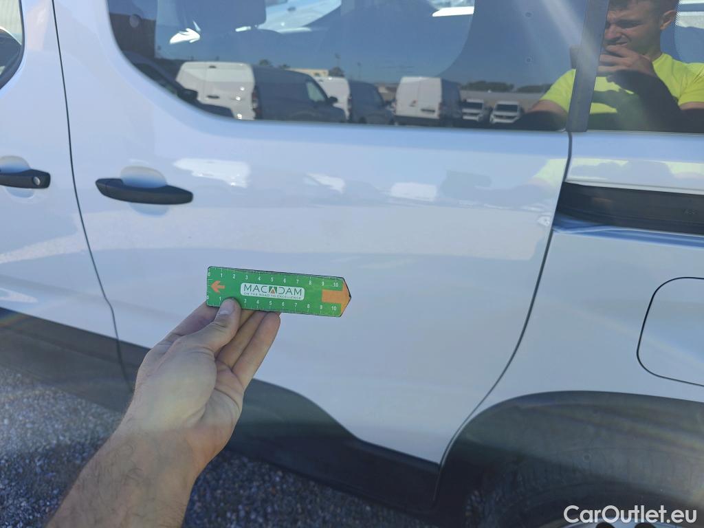  Peugeot  RIFTER PEUGEOT  / 2018 / 5P / combi Active Pack Business Std. BlueHDi 100 #15