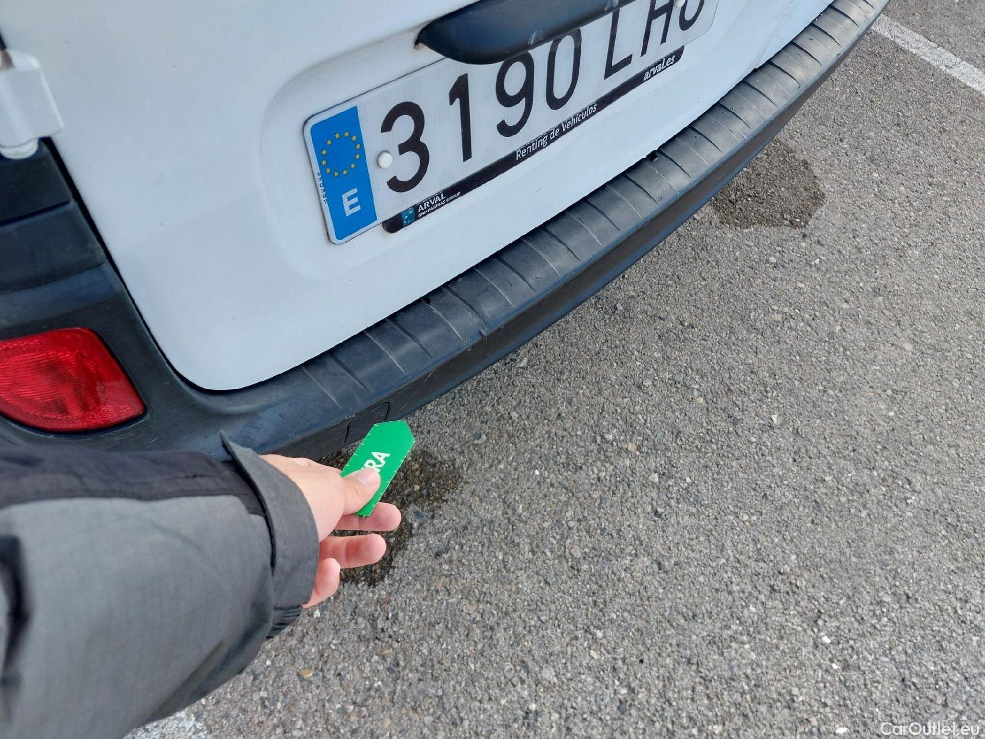  Renault  Kangoo RENAULT  Furgón/2013/3P/furgón derivado de turismo Profesional Blue dCi 70kW (95CV) #9