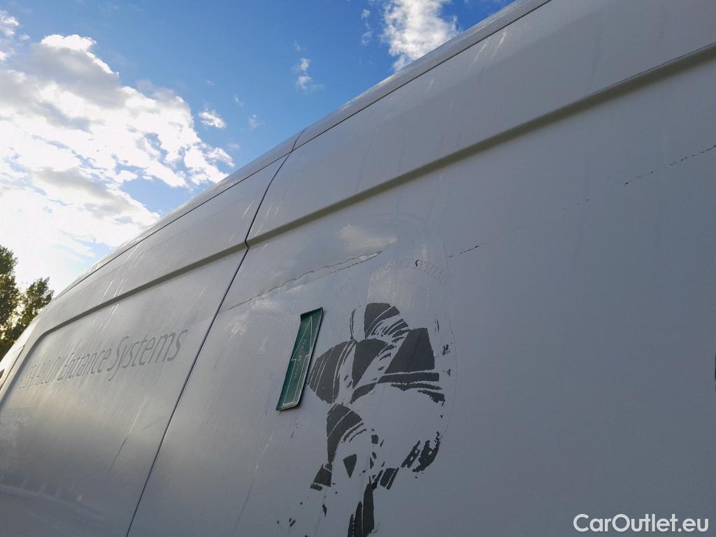  Ford  Transit FORD  / 2013 / 4P / furgón 350 96kW L2H2 Van Trend FWD MHEV #15