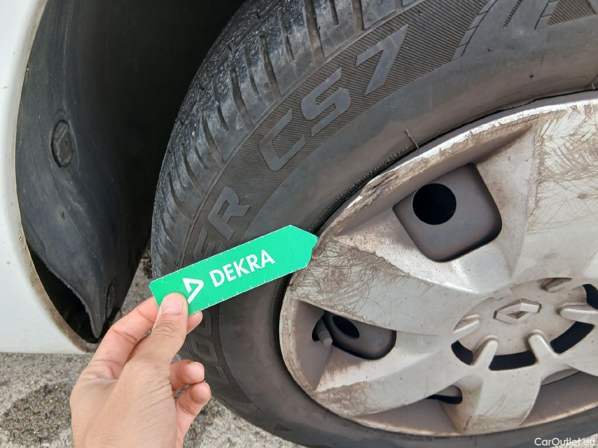  Renault  Kangoo  II Profesional 1.5 dCi 70CV MT5 E4 #50