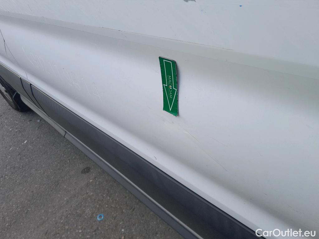  Ford  Transit FORD  / 2013 / 4P / furgón 350 96kW L2H2 Van Trend FWD MHEV #18