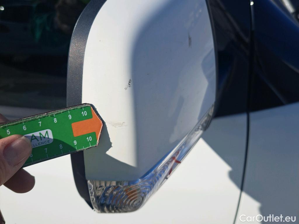  Fiat  Doblo FIAT Doblò Cargo/2015/4P/furgón derivado de turismo Cargo SX 1.3 Mjet 70 kW (95 CV) #48