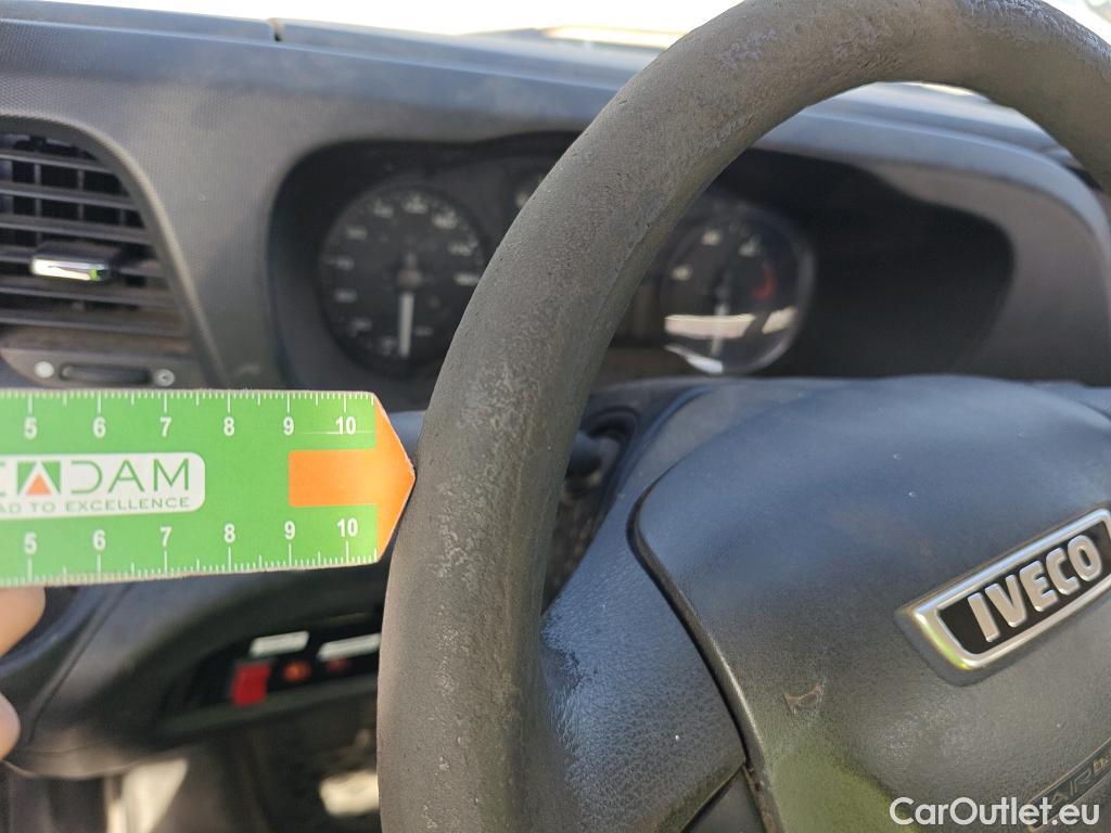  Iveco  Daily IVECO  / 2014 / 2P / chasis cabina 35S 14 3450 ###CAJA ABIERTA Y GRUA TRAS CABINA PALFINGER PK 2900### #2