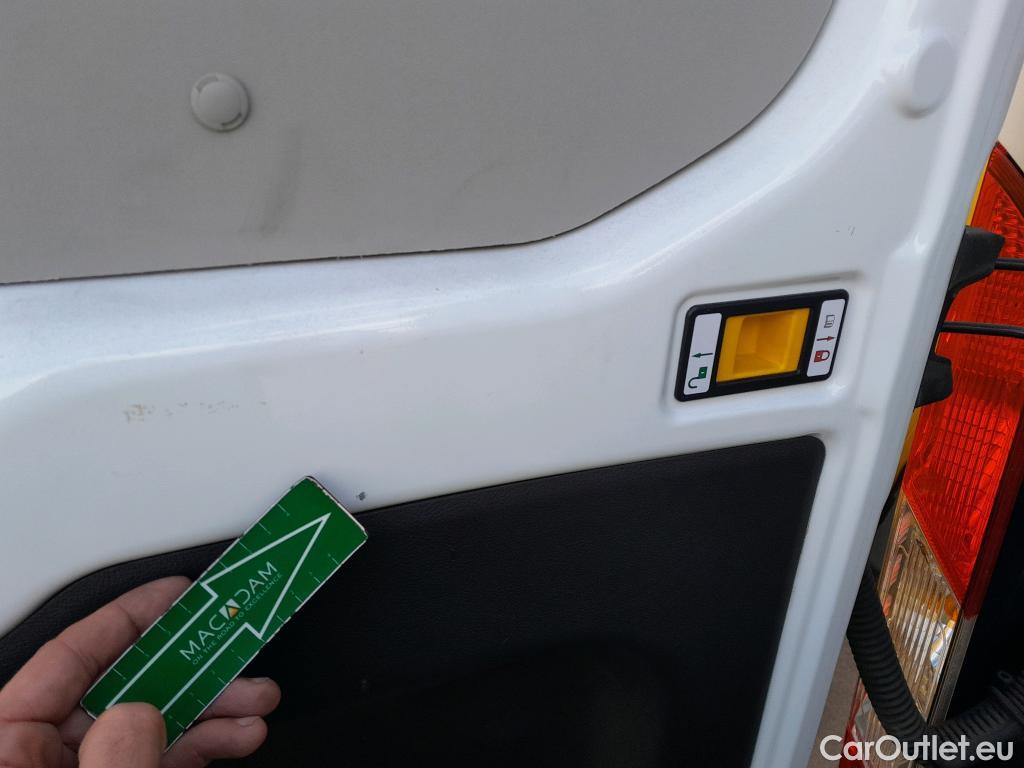  Ford  Transit FORD  / 2013 / 4P / furgón 350 96kW L2H2 Van Trend FWD MHEV #39