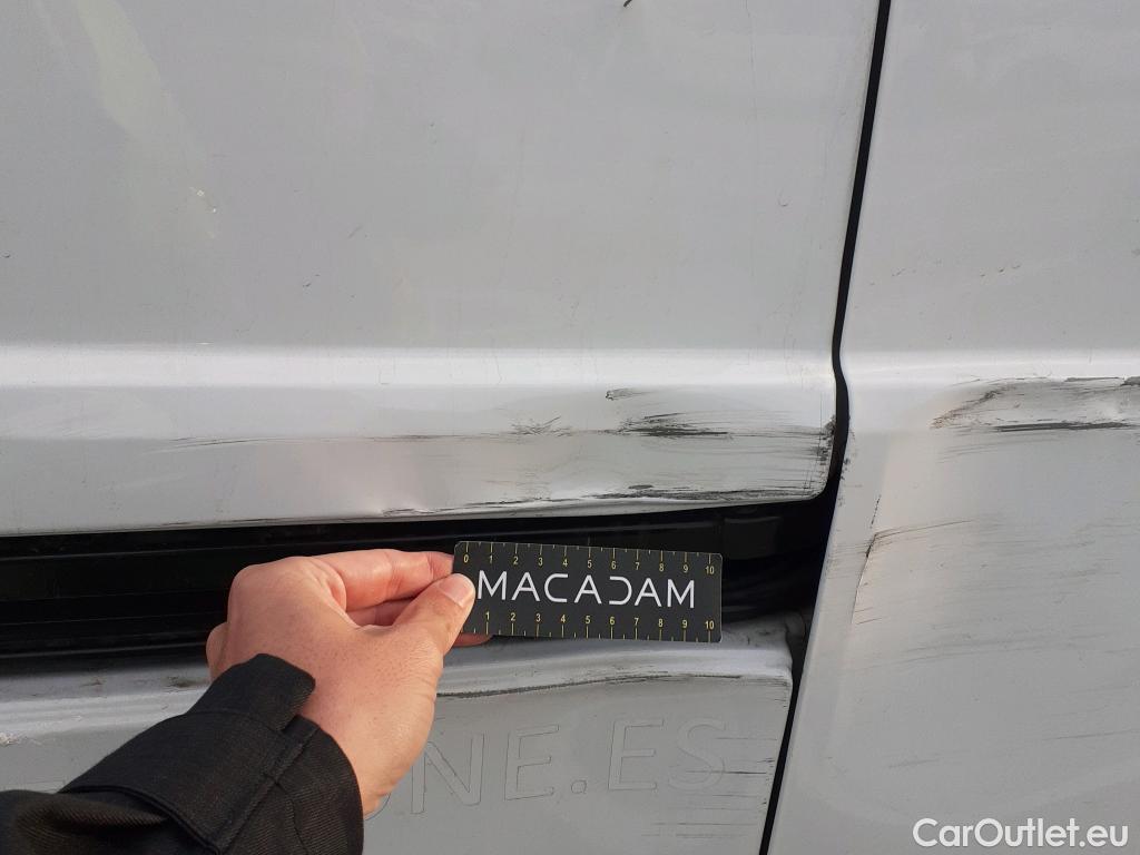  Renault  Trafic RENAULT  / 2019 / 4P / furgón Furgón 27 L1H1 Energy Blue dCi 70 kW- SS #18