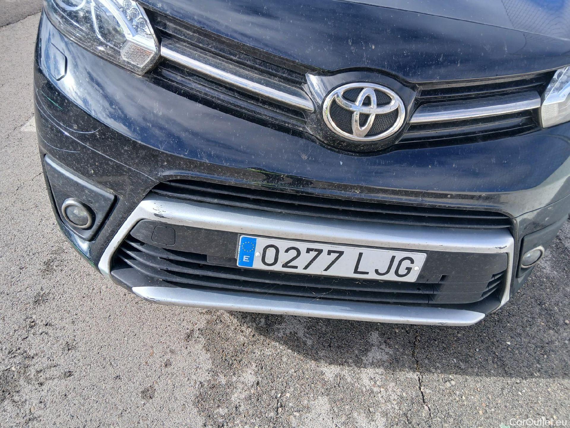  Toyota  Proace TOYOTA  Verso / 2017 / 5P / monovolumen 2.0D 180CV FAMILY ADVANCE PACK L1 AUTO #29