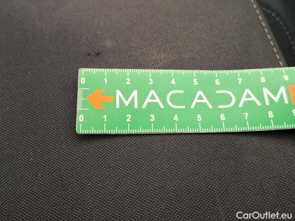  Volkswagen  Golf  VII Berline Confortline Business BMT 2.0 TDI 150CV BVA7 E6dT #32