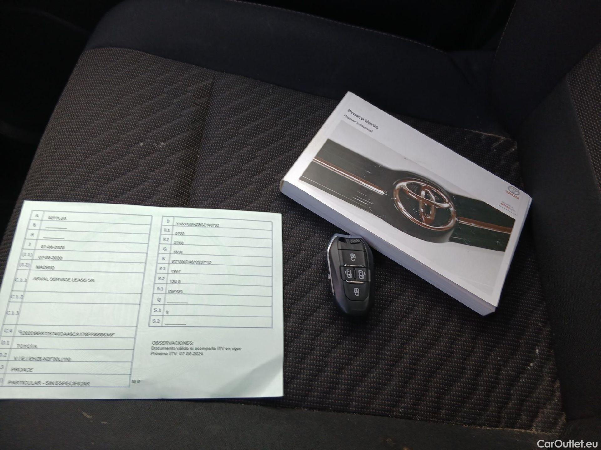  Toyota  Proace TOYOTA  Verso / 2017 / 5P / monovolumen 2.0D 180CV FAMILY ADVANCE PACK L1 AUTO #1