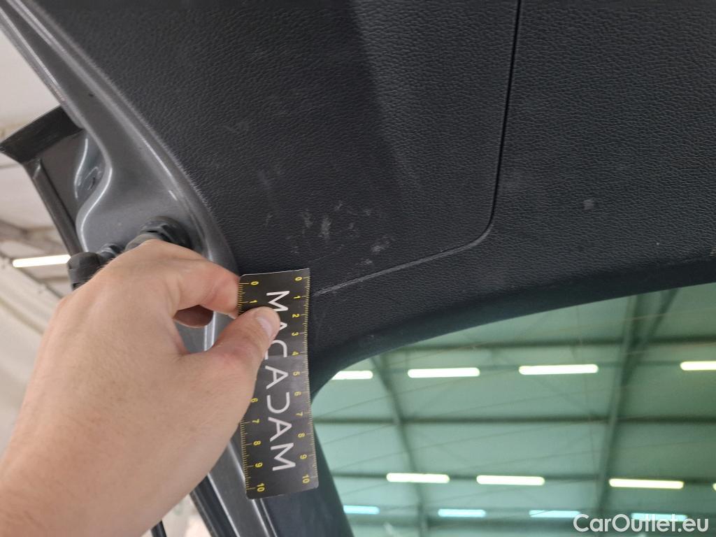  Volkswagen  Tiguan VOLKSWAGEN  5p SUV 2.0 TDI 150 DSG7 Carat #39