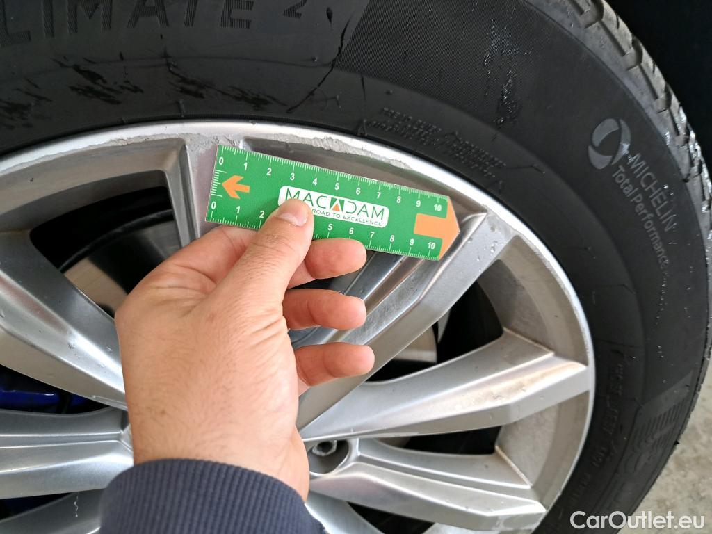  Volkswagen  Passat VOLKSWAGEN  SW / 2019 / 5P / Break 1.4 TSI DSG HYBRIDE REC SW GTE BUSINESS(SL) #10