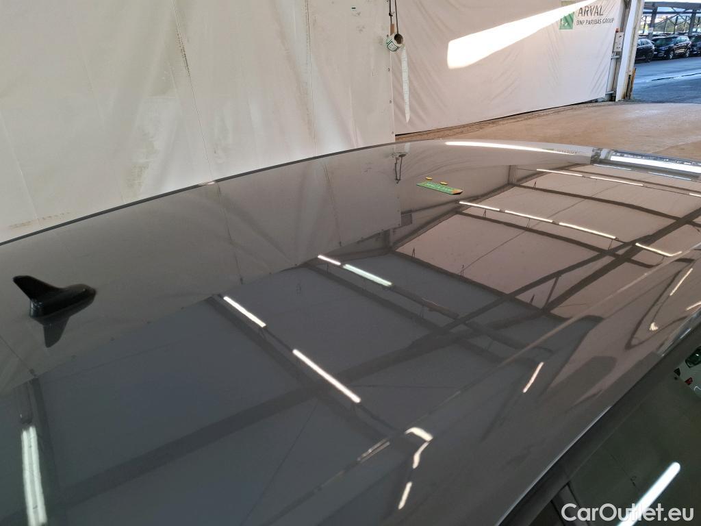  Volkswagen  Golf  VII Berline Confortline Business BMT 2.0 TDI 150CV BVA7 E6dT #47