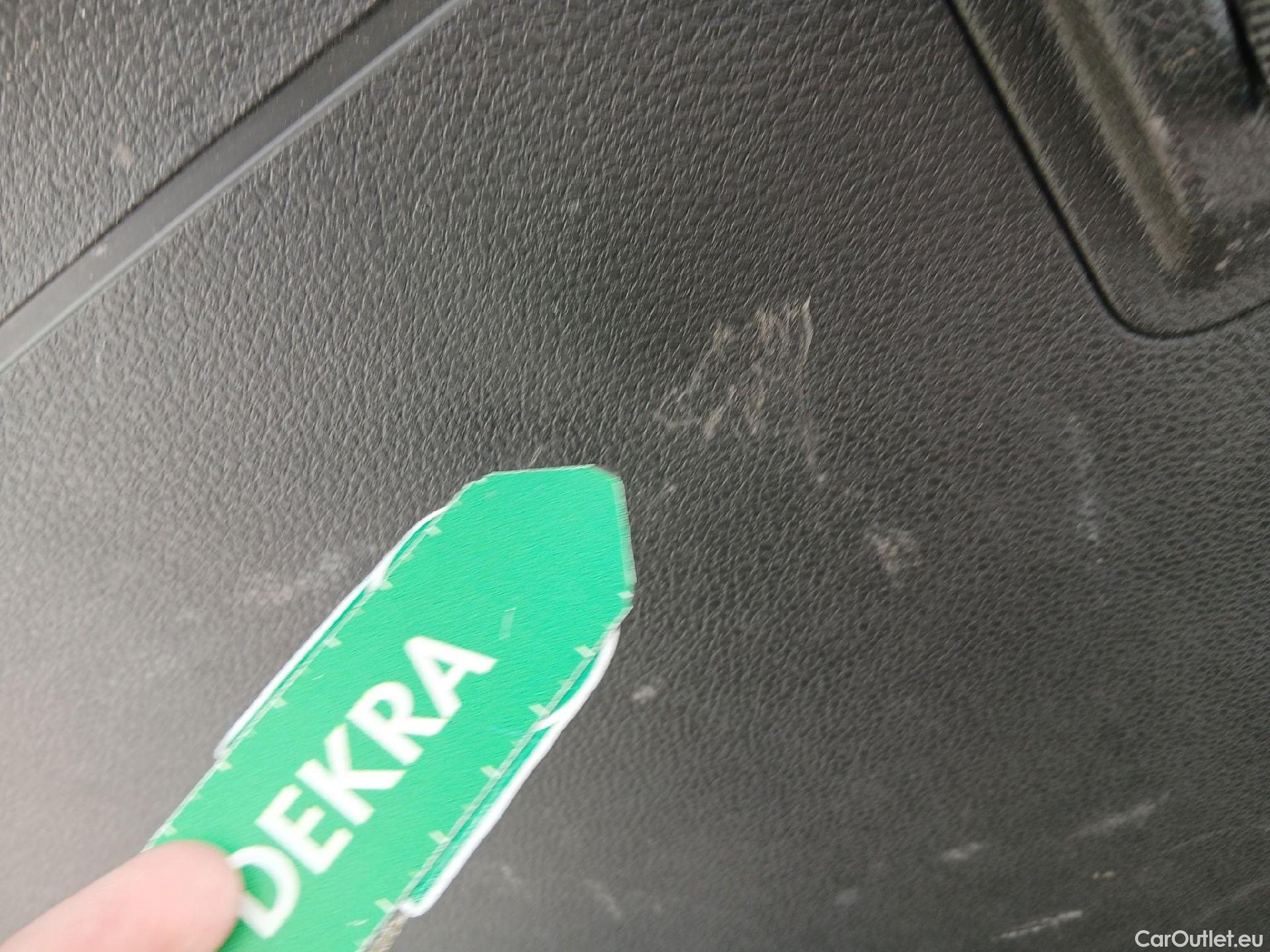  Toyota  Proace TOYOTA  Verso / 2017 / 5P / monovolumen 2.0D 180CV FAMILY ADVANCE PACK L1 AUTO #4