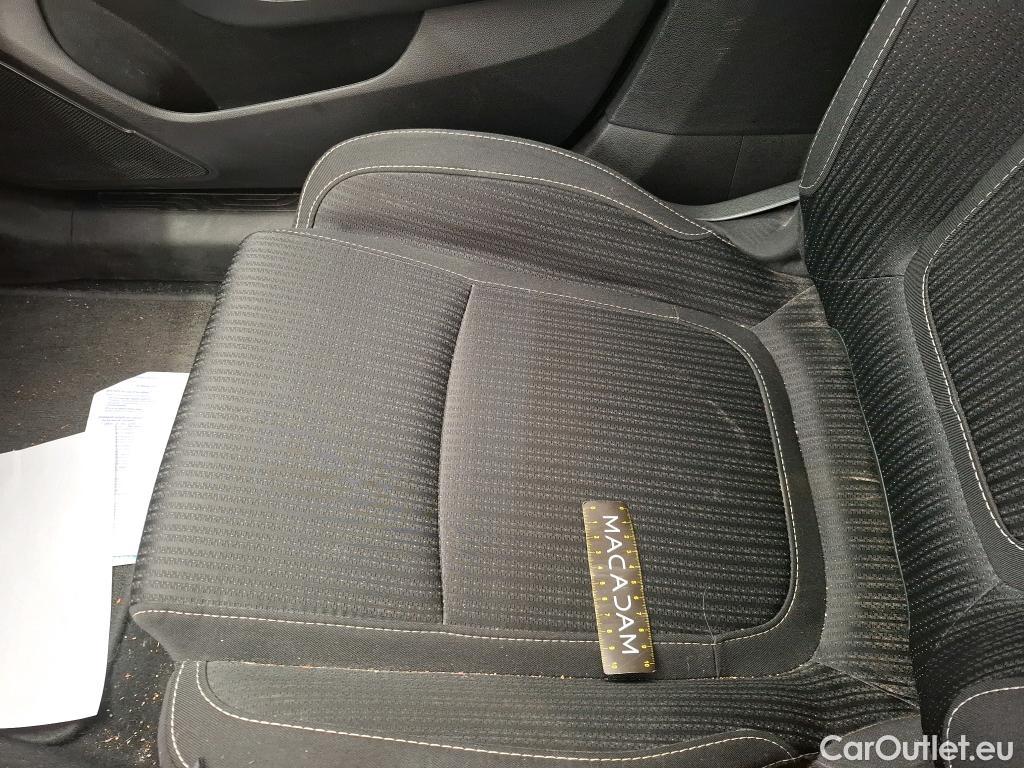  Renault  Megane  IV Berline 5pt. Business 1.5 dCi 115CV BVM6 E6dT #77