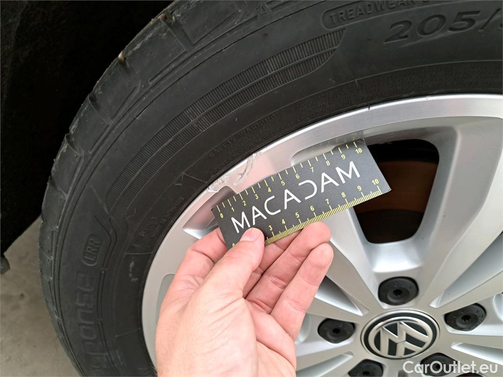  Volkswagen  Golf  VOLKSWAGEN SW 5p Break 1.6 TDI 115 DSG7 Confort Business BMT #23