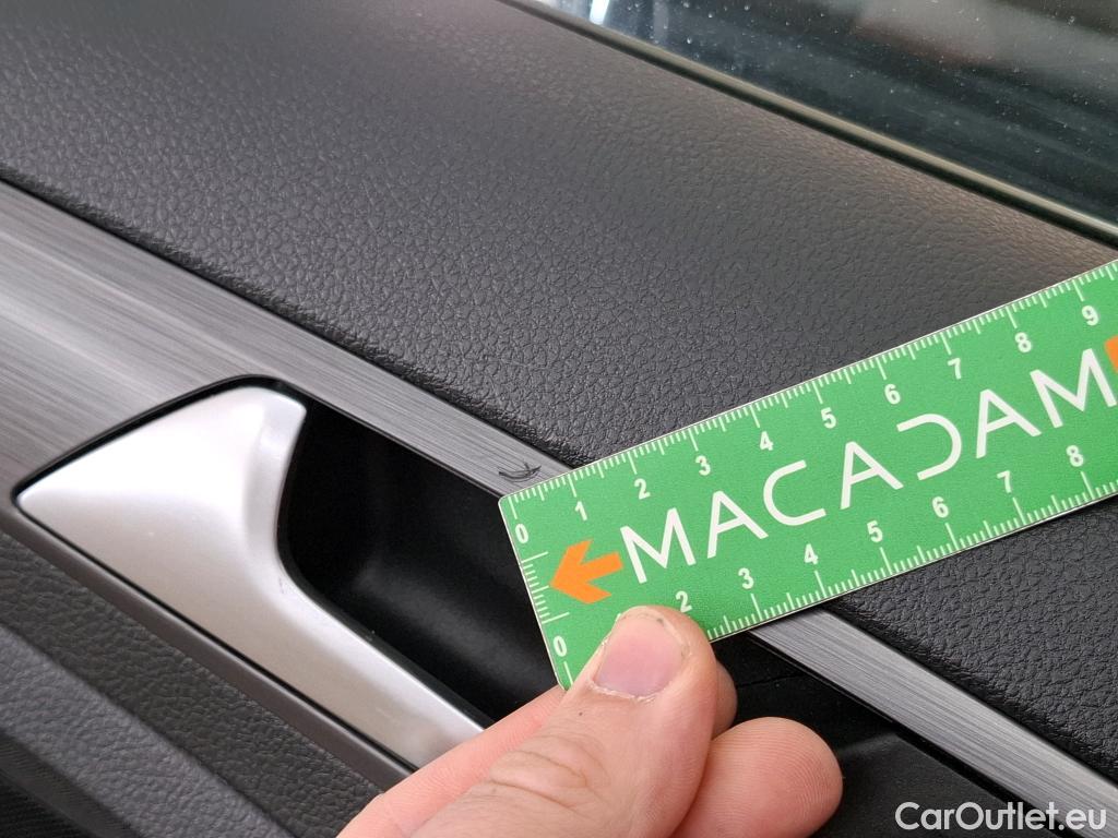  Volkswagen  Golf  VII Berline Confortline Business BMT 2.0 TDI 150CV BVA7 E6dT #54