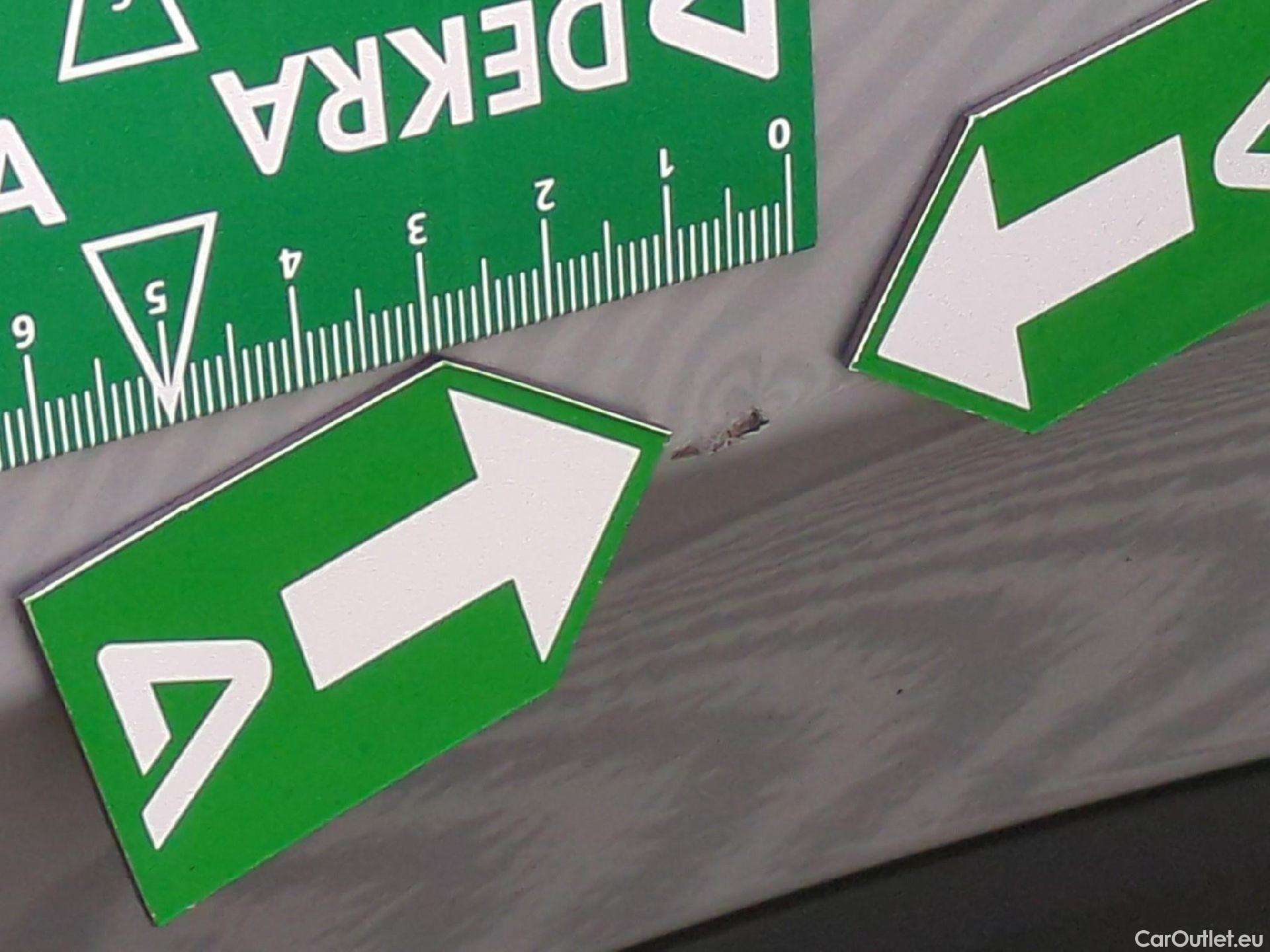  Volkswagen  Tiguan VOLKSWAGEN  / 2016 / 5P / SUV 2.0 TDI 150 DSG7 Confortline Business #51