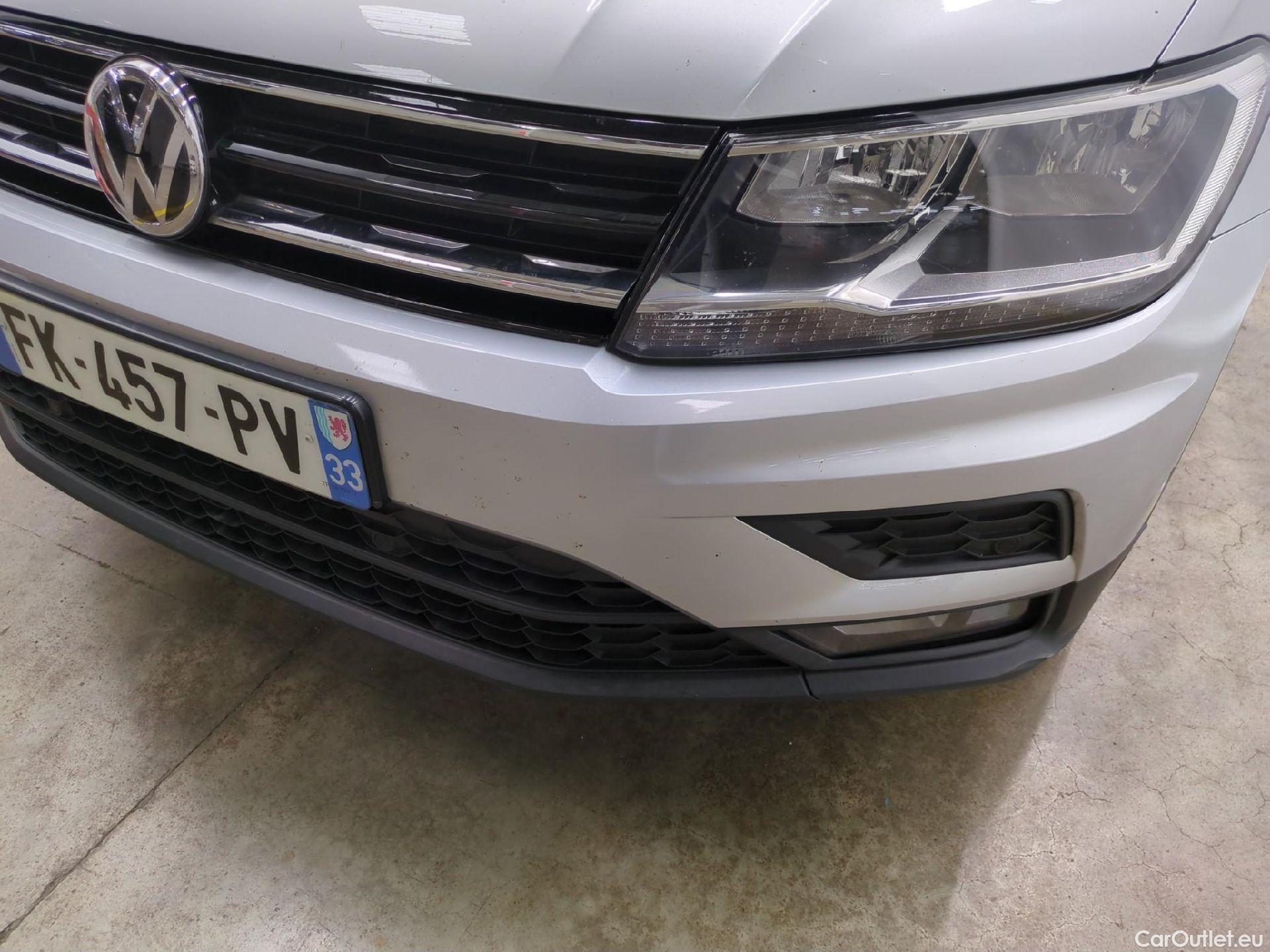  Volkswagen  Tiguan VOLKSWAGEN  / 2016 / 5P / SUV 2.0 TDI 150 DSG7 Confortline Business #46